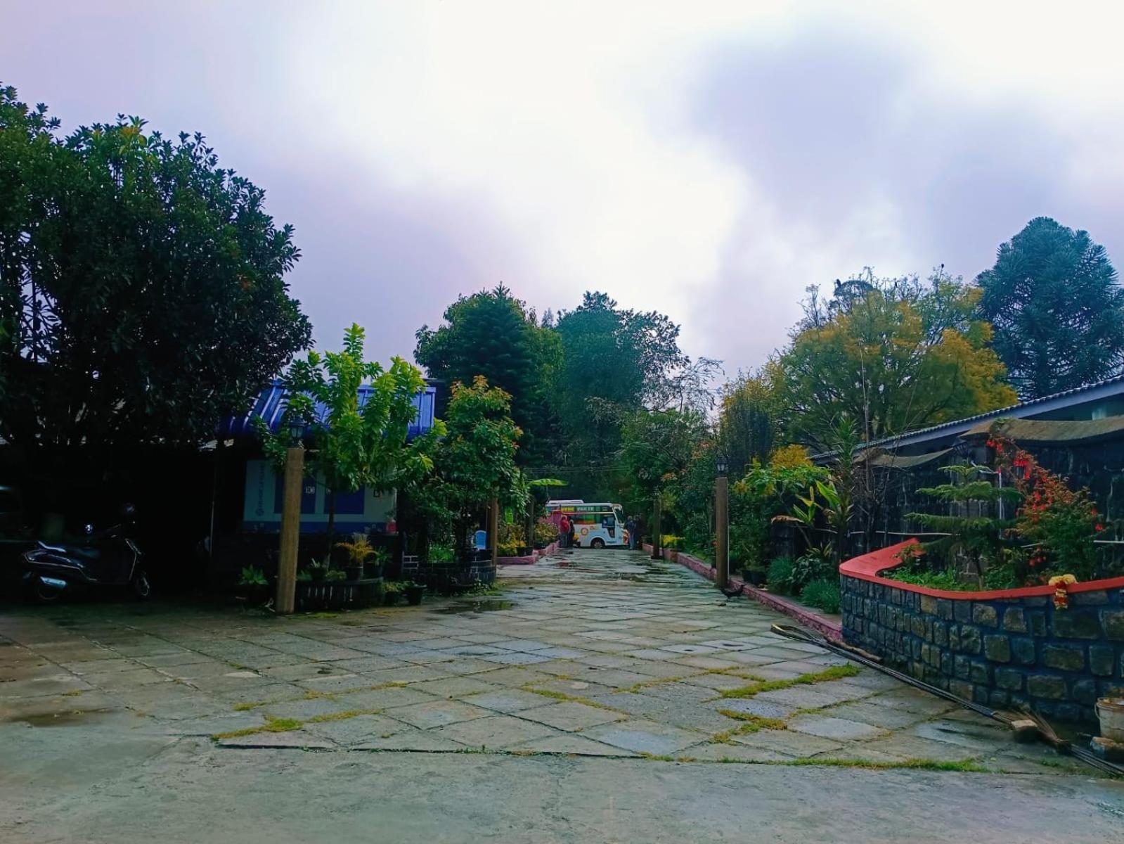 Vetrivel International By Brown Tree Resorts Kodaikanal Εξωτερικό φωτογραφία